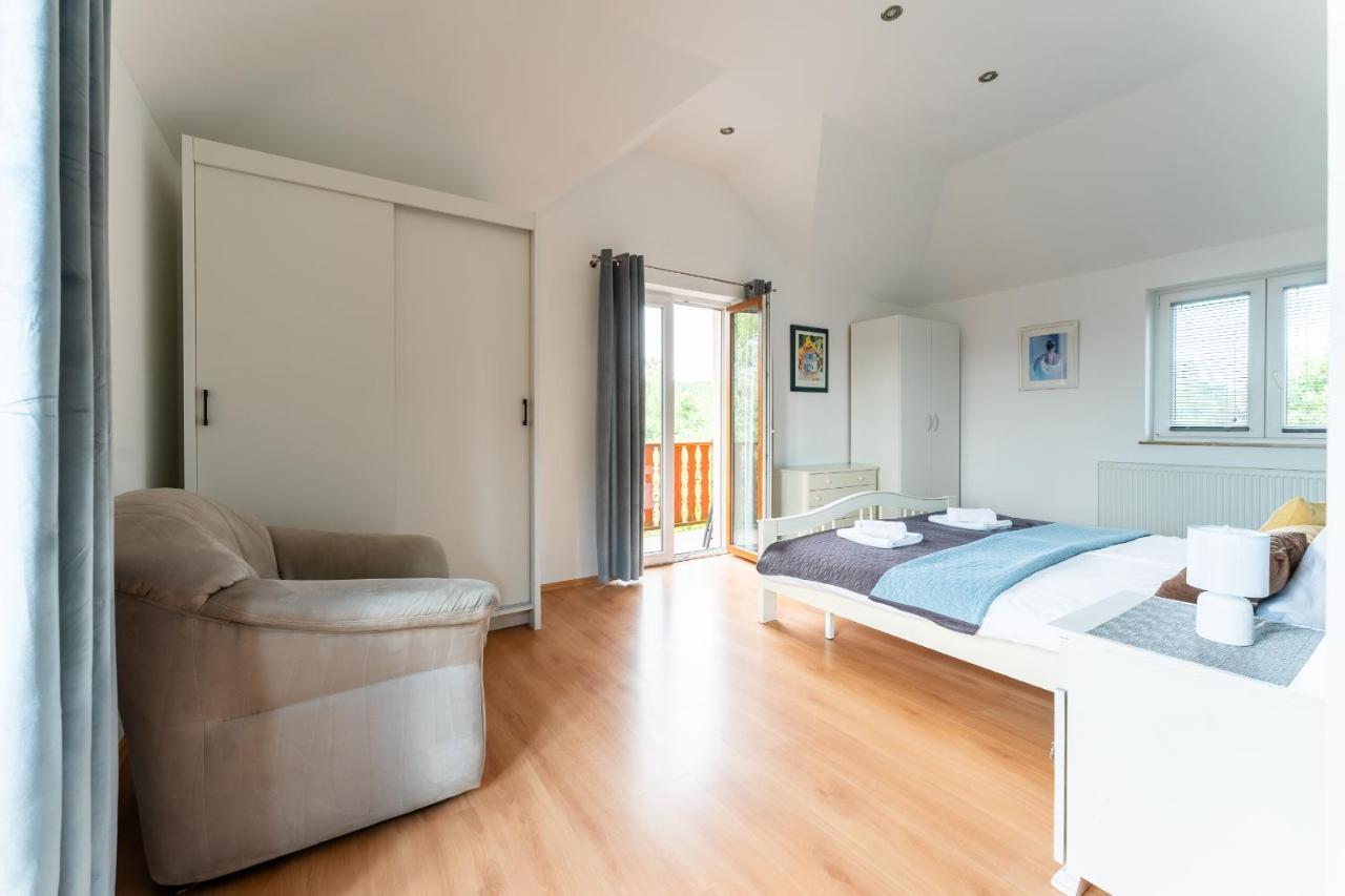 Apartament Green Hill Z Balkonem I Widokiem Na Karkonosze - Space Apart Jelenia Gora Dış mekan fotoğraf