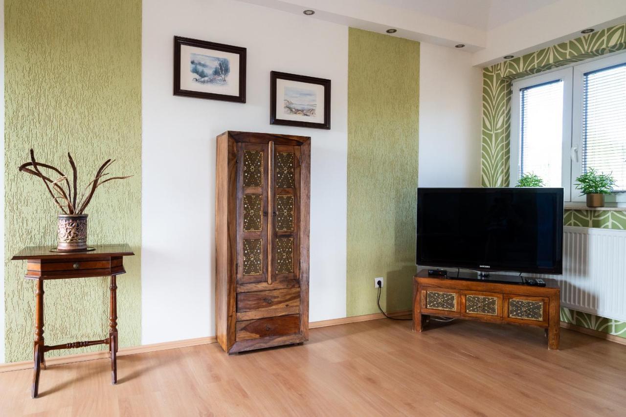 Apartament Green Hill Z Balkonem I Widokiem Na Karkonosze - Space Apart Jelenia Gora Dış mekan fotoğraf