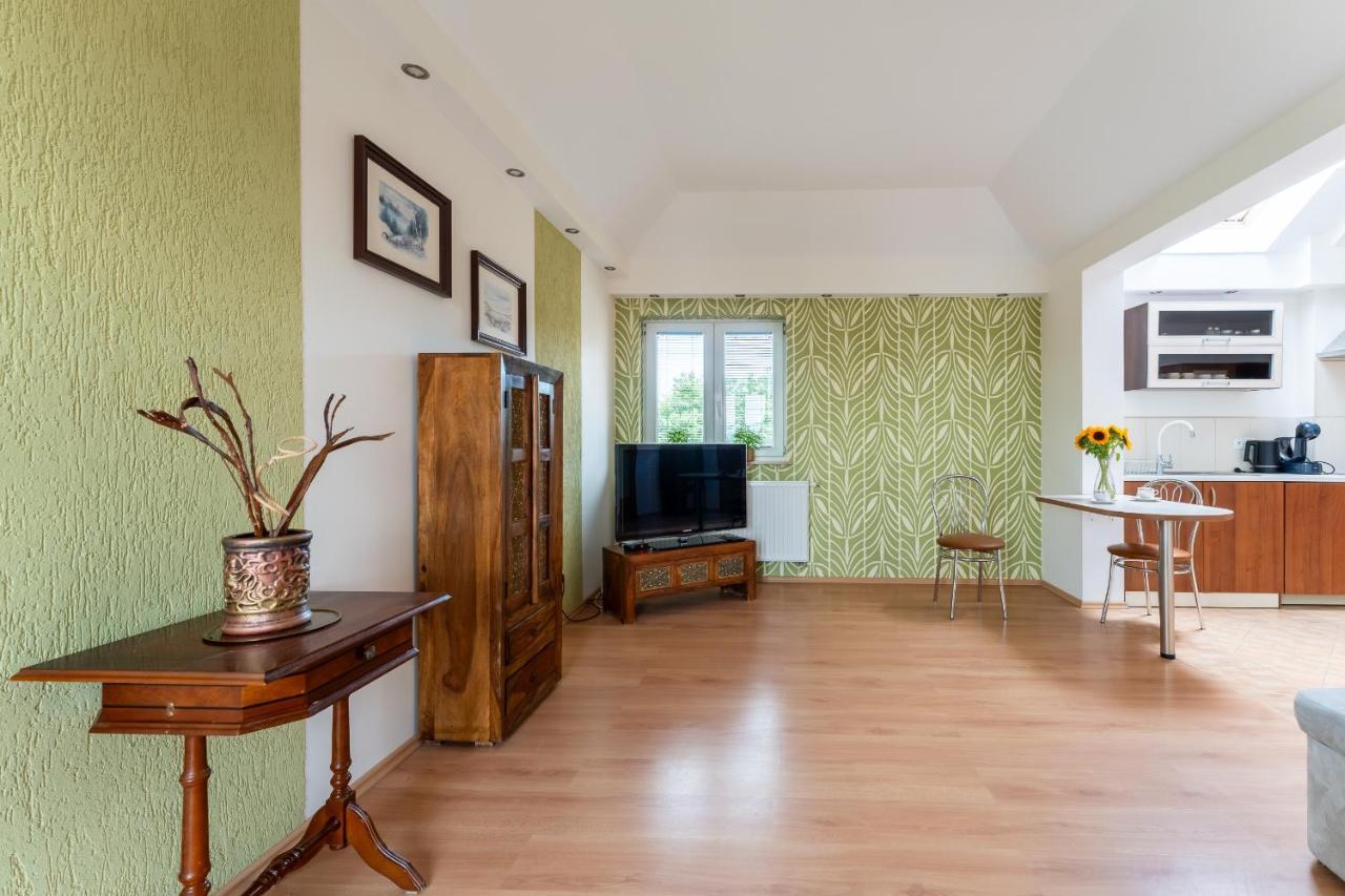 Apartament Green Hill Z Balkonem I Widokiem Na Karkonosze - Space Apart Jelenia Gora Dış mekan fotoğraf