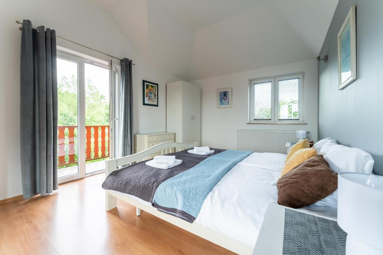 Apartament Green Hill Z Balkonem I Widokiem Na Karkonosze - Space Apart Jelenia Gora Dış mekan fotoğraf
